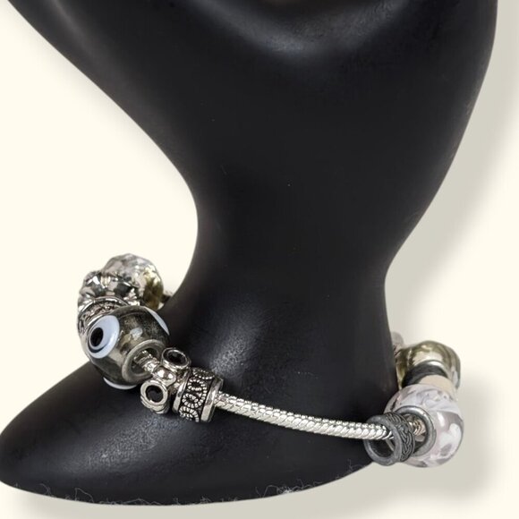 Locking Metal Charm Bracelet & 18 Charms - Picture 4 of 6